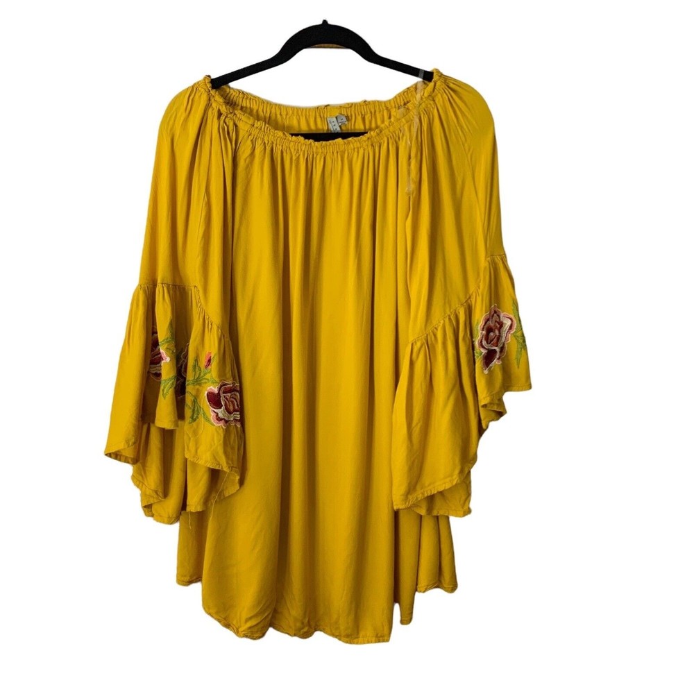 Feathers Women's Size Medium Yellow Floral Bell Sleeve Pullover Blouse Embroider